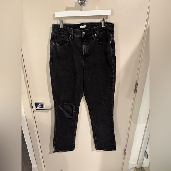 Good American Jeans - Picture 1 of 3